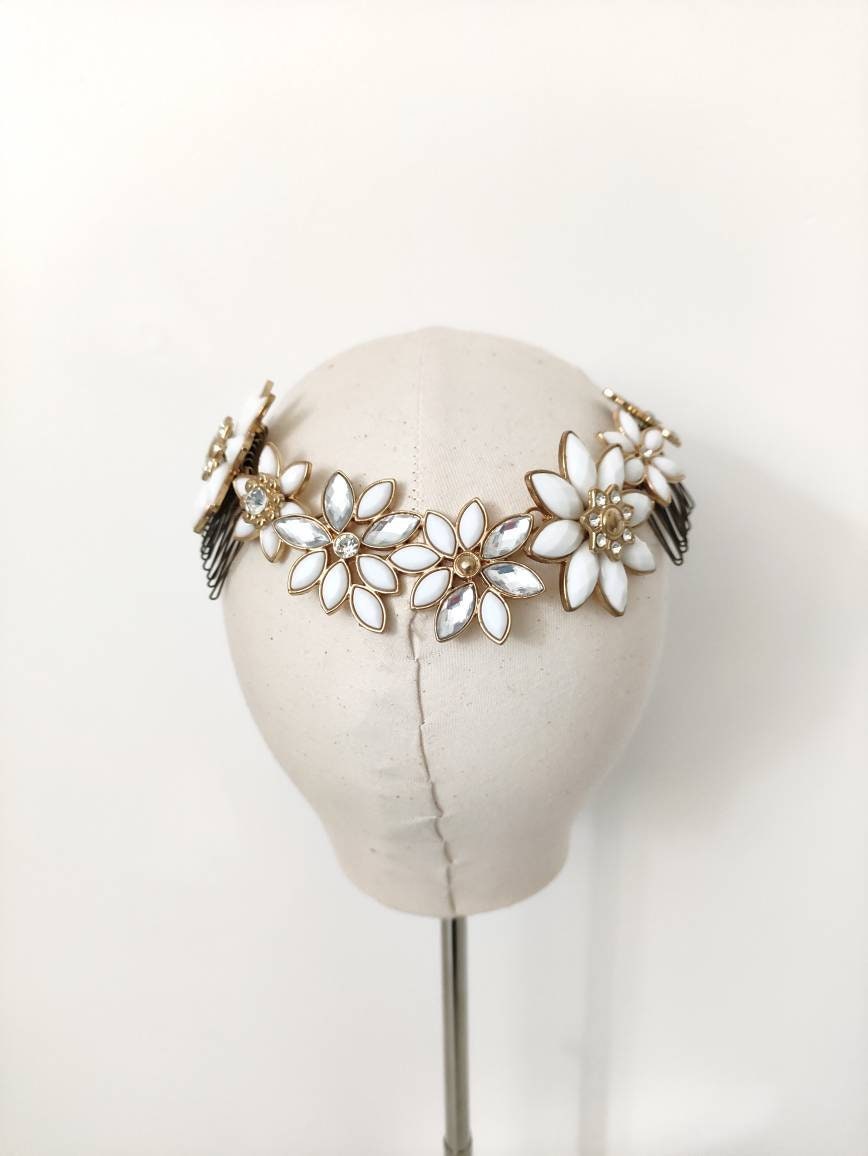 White flower hair vine headdress with silver & gold - Boho beach wedding - Bridal star floral tiara articulated hair comb